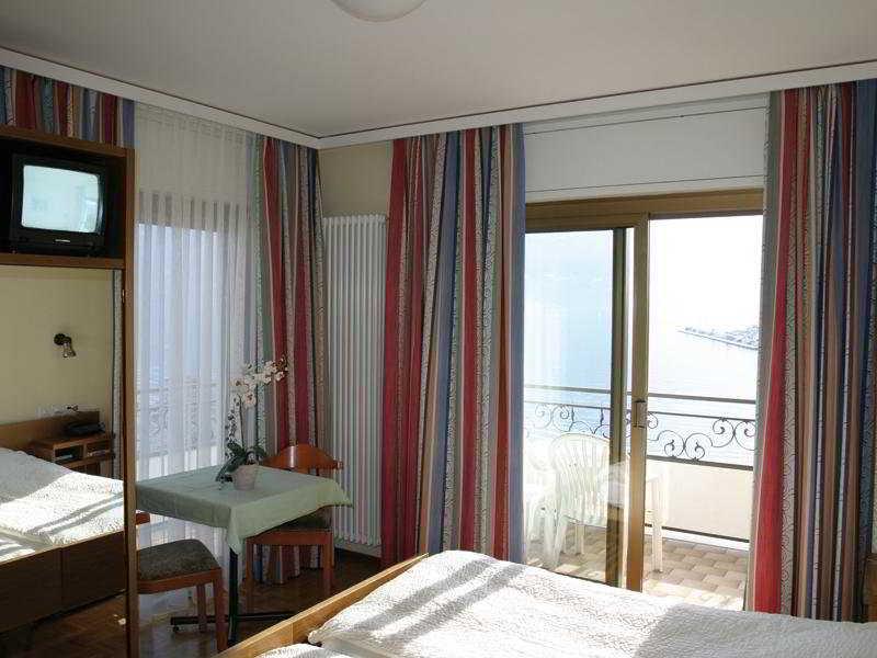 Hotel Geranio Au Lac Muralto Oda fotoğraf